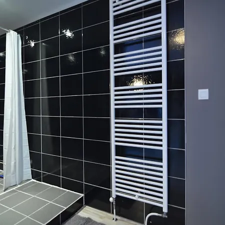 Normandy Coastal Haven * Osmanville